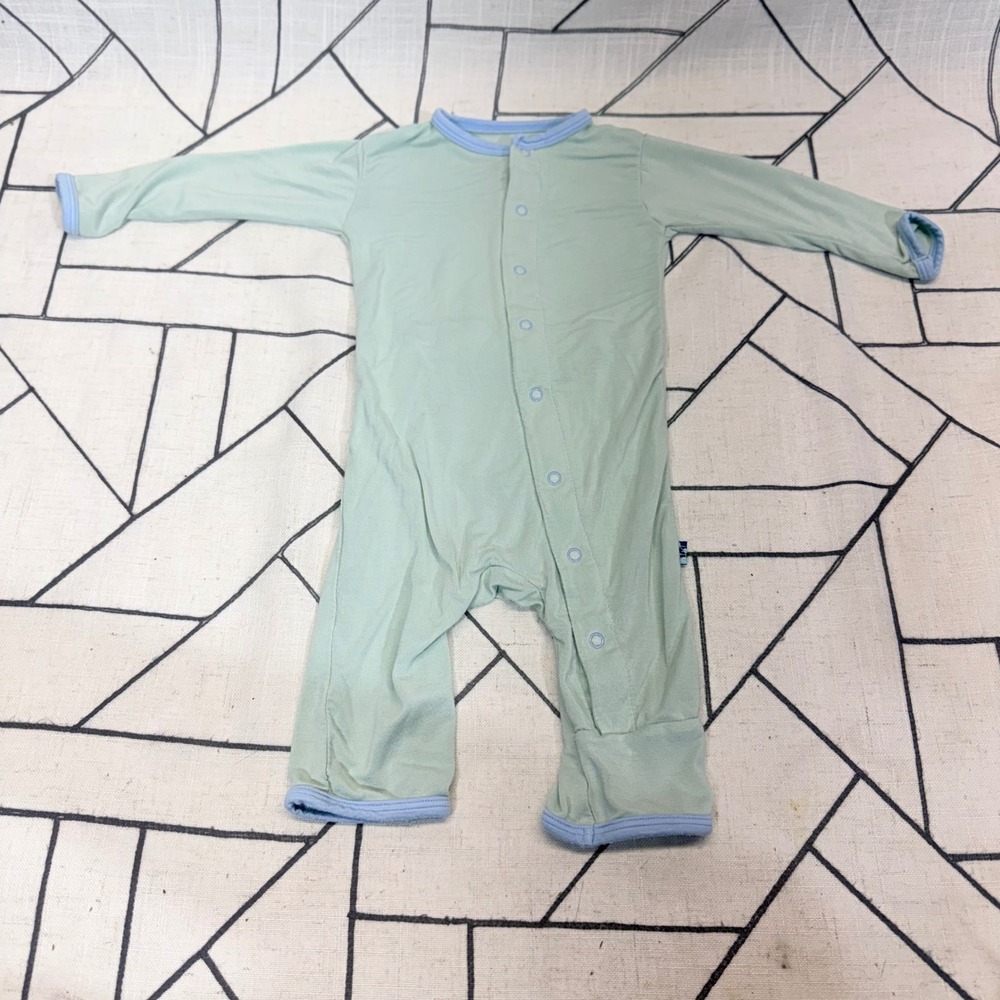 KicKee Pants Romper 0-3 Months Green Hello World Bamboo Viscose Snap Footless